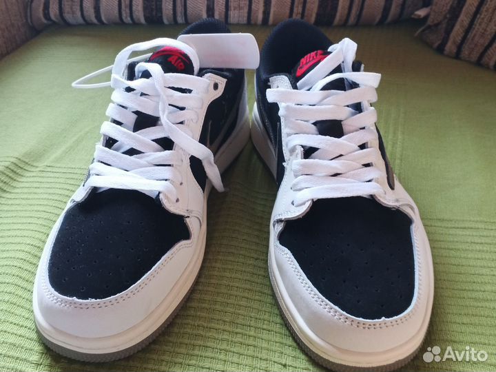Кроссовки Nike SB Dunk Low x Travis Scott