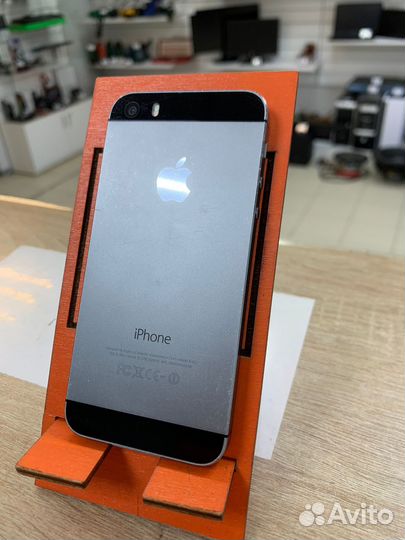 iPhone 5S, 16 ГБ