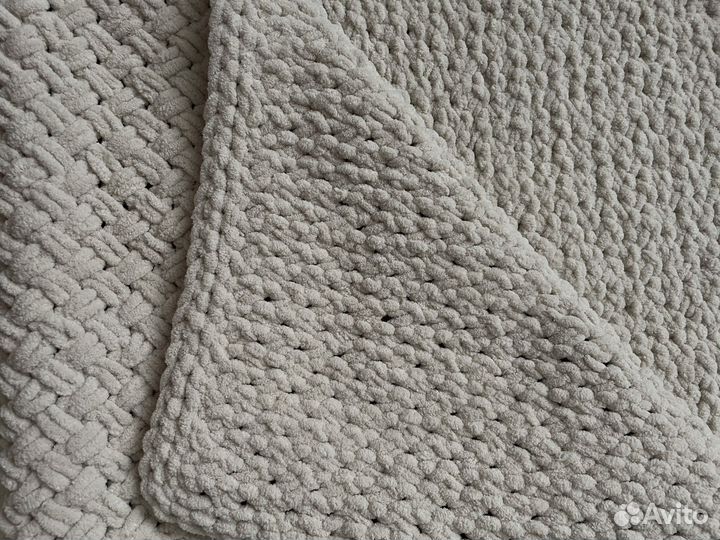 Вязаный детский плед