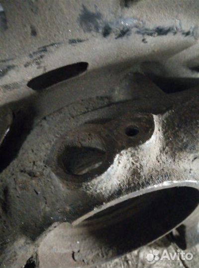 Кулак (цапфа) передний левый Hyundai Elantra 2010