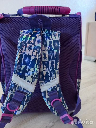 Школьный рюкзак