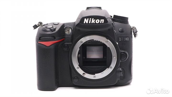 Nikon D7000 body в упаковке (пробег 10550 кадров)