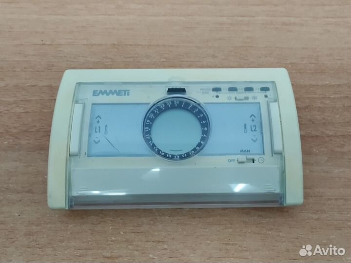 Термостат программируемый комнатный