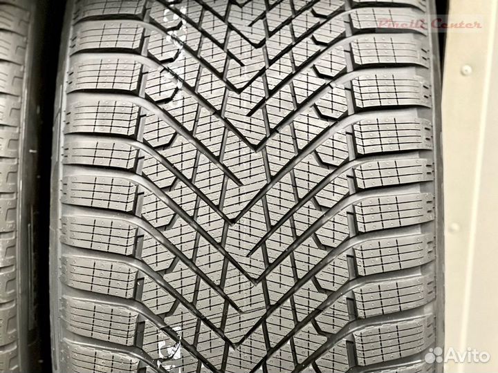 Pirelli Scorpion Winter 2 295/40 R21 111V