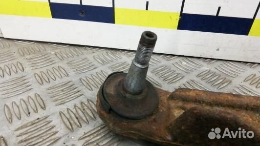 Рычаг передний нижний левый chrysler pacifica 1 (8