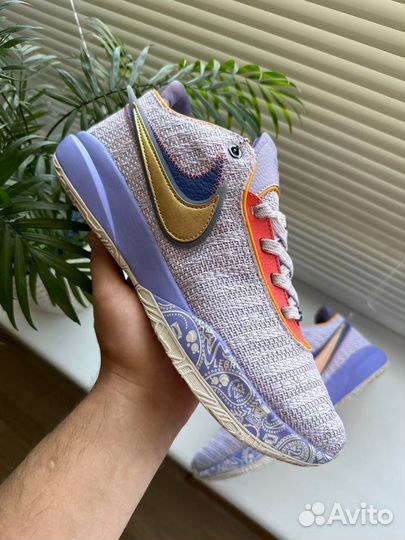 Кроссовки Nike Lebron 20