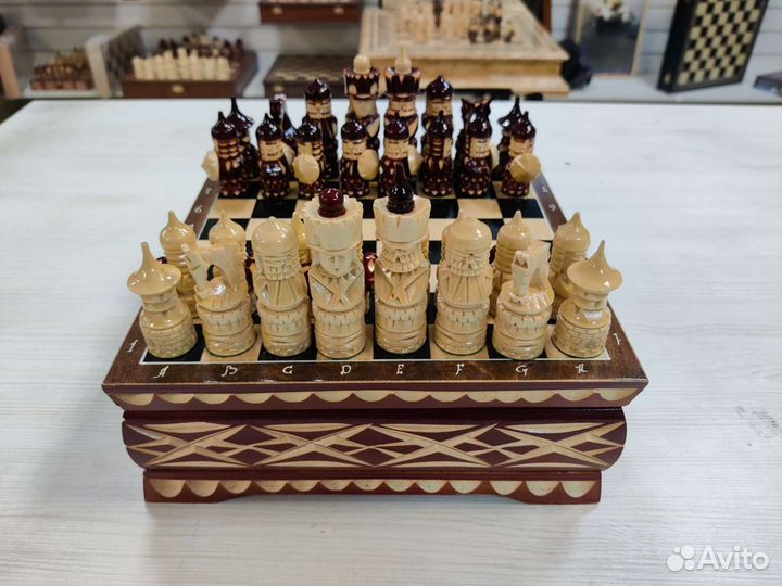 Шахматы резные воины