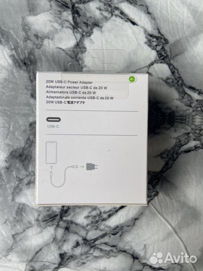 Блок быстрой зарядки 20W для iPhone