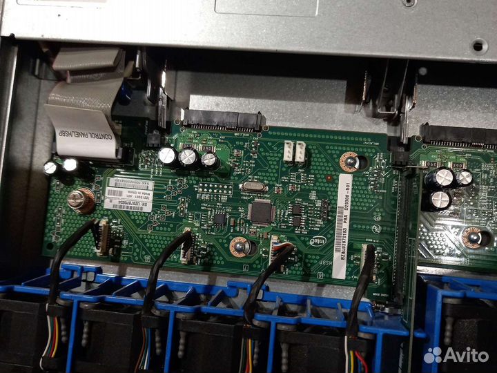 Бекплейн Intel PBA D29308-501