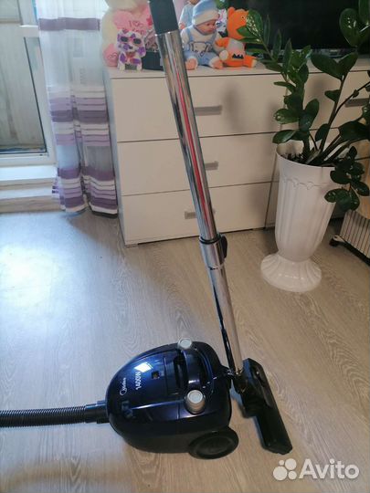 Пылесос Midea