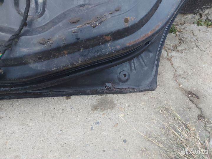 Дверь задняя правая Черри Фора