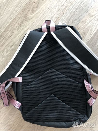 Рюкзак школьный для девочки новый