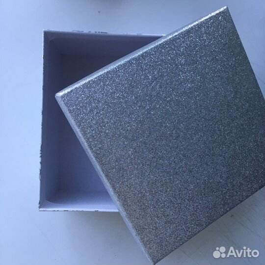 Подарочные коробки