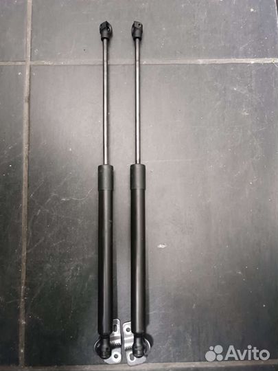 Газовые упоры багажника Renault Kaptur