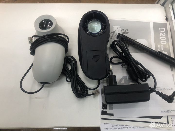 Детектор банкнот AccuBanker D200