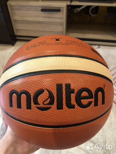 Баскетбольный мяч molten 6
