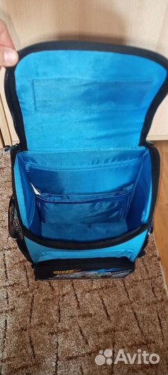 Школьный рюкзак