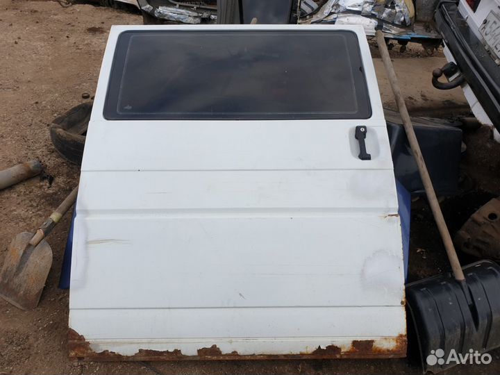 Дверь сдвижная правая vw transporter t4 multivan
