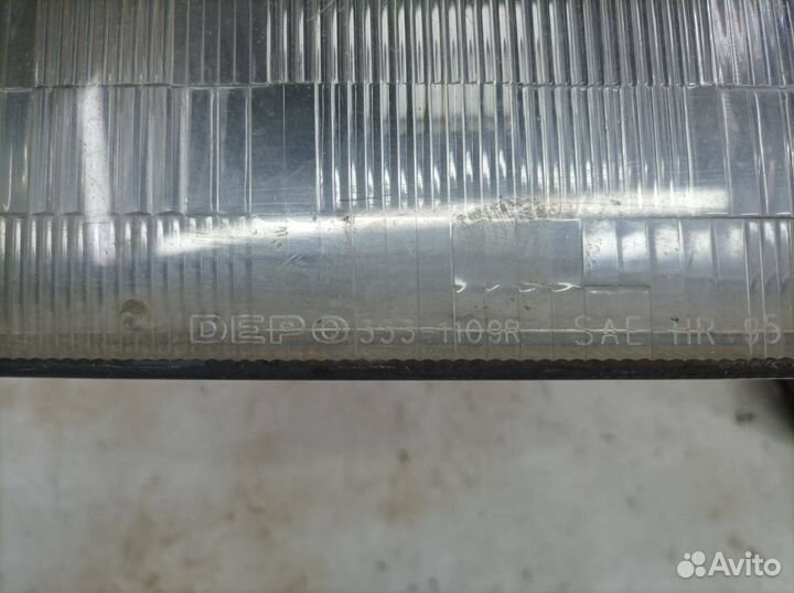 Фара передняя правая Jeep Grand Cherokee ZJ