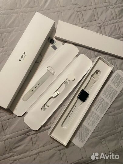 Часы apple watch 3 38 mm