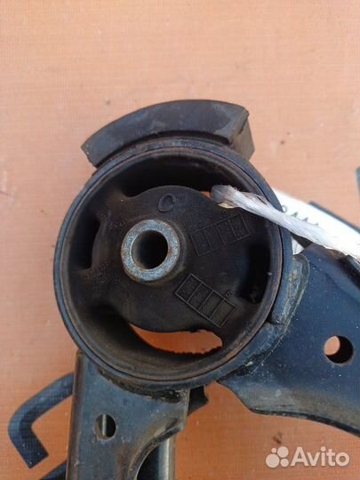 Подушка двс задняя Toyota Caldina AT211 7A-FE