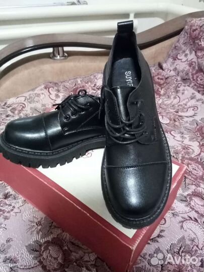 Ботинки женские новые 39 размер