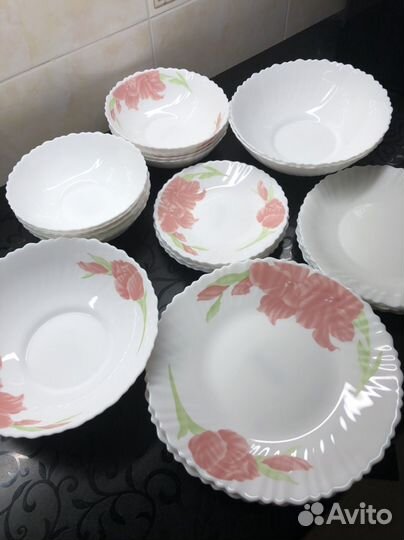 Столовая посуда Farforelle