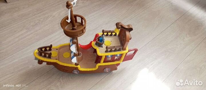 Пиратский корабль музыкальный