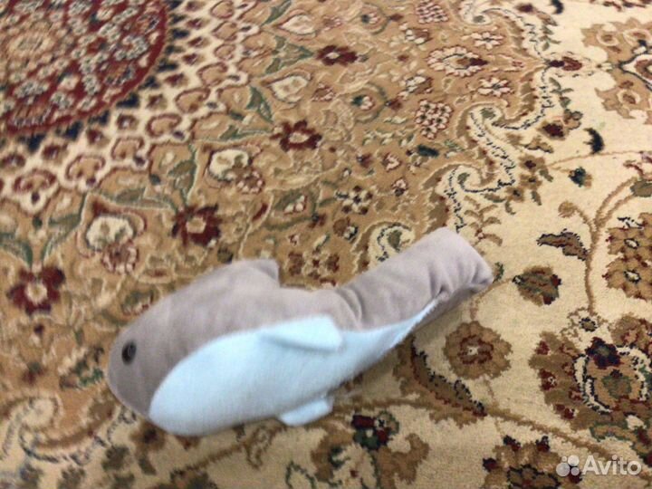 Плюшевая акула