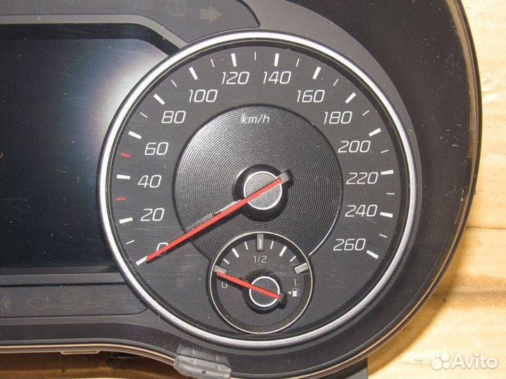 Щиток приборов (приборная панель), Kia Stinger 2020