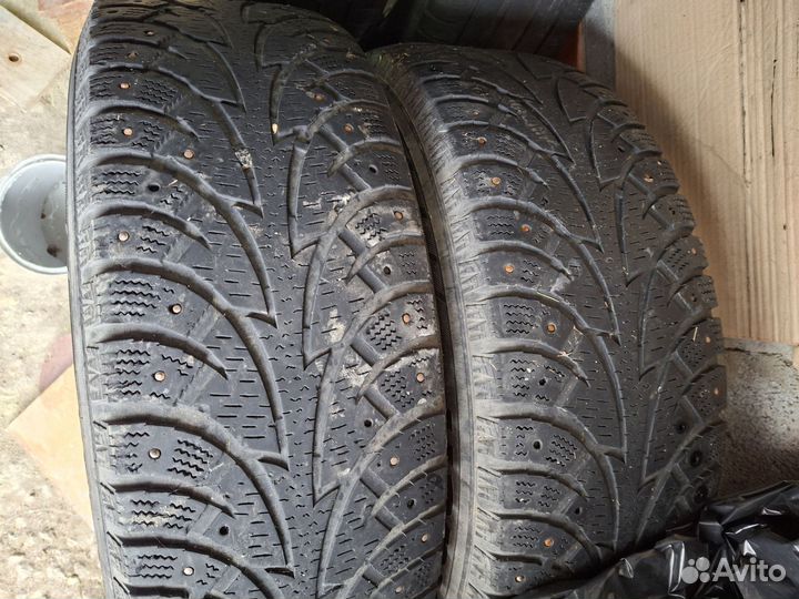 Hankook Dynamic RF04 215/65 R16