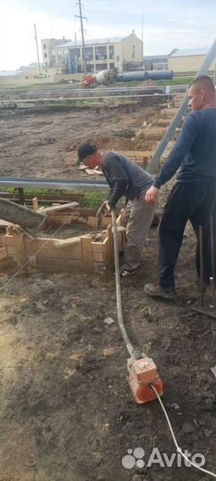 Бригада строителей