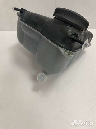 Bentley Continental расшерительный бачек