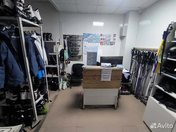 Прокат сноубордов и горных лыж