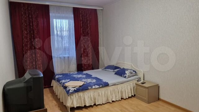 2-к. квартира, 70 м², 5/15 эт.