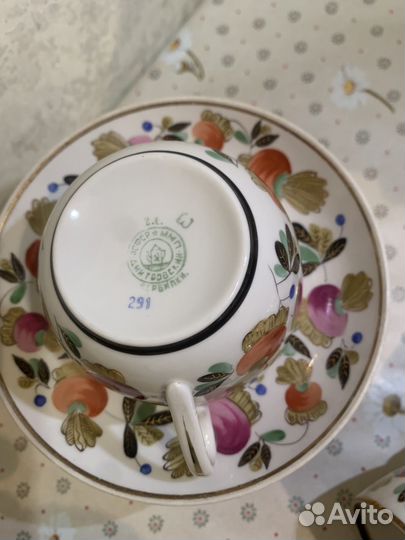 Остатки редкого чайного сервиза 