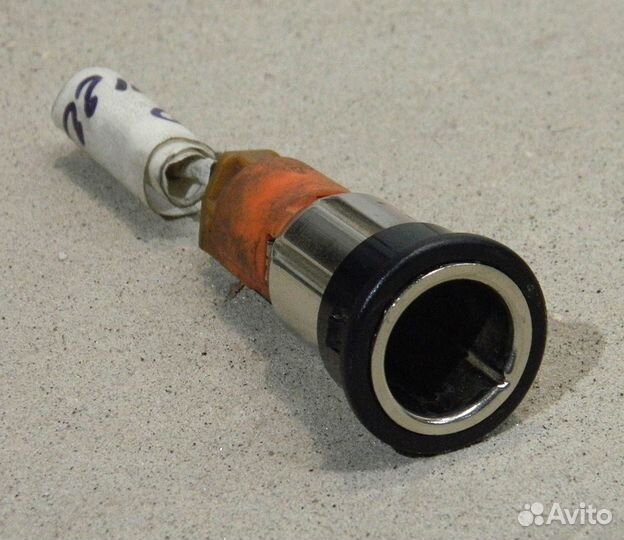 Гнездо прикуривателя Ford Escape 1