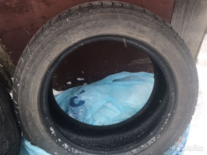 Nokian Tyres WR G2 5/5 R16