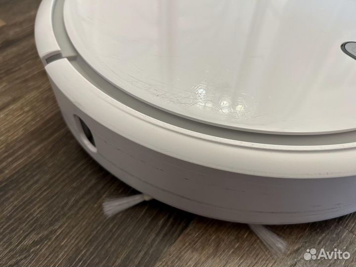 Xiaomi Mi Robot Vacuum (первое поколение)