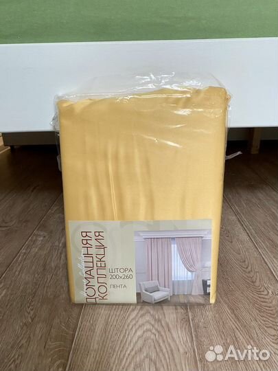 Штора новая 200х260 желтая атласная на ленте