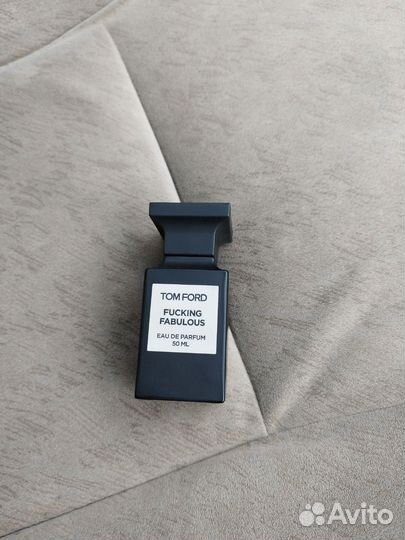 Бутылек от парфюма