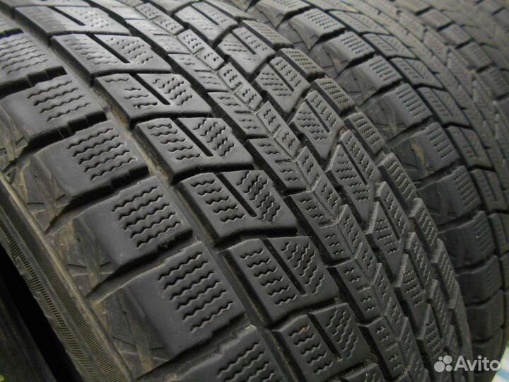Dunlop Winter Maxx SJ8 235/55 R17