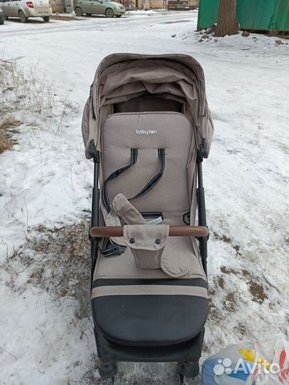 Прогулочная коляска