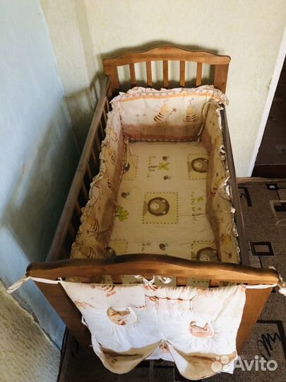 Кроватка детская