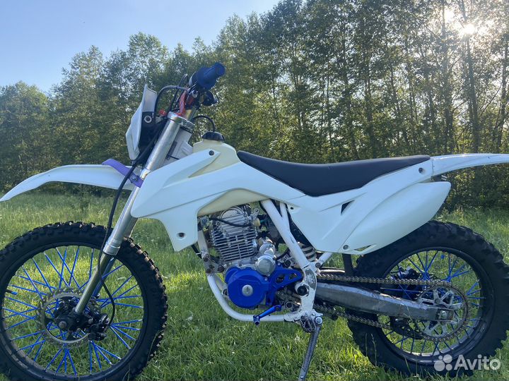 Эндуро Avantis FX250