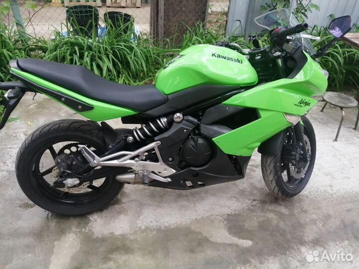 Kawasaki ninja 400r