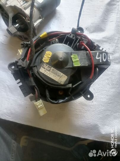 Моторчик печки Peugeot 406