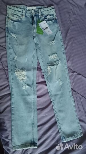 Джинсы на девочку Новые. 140