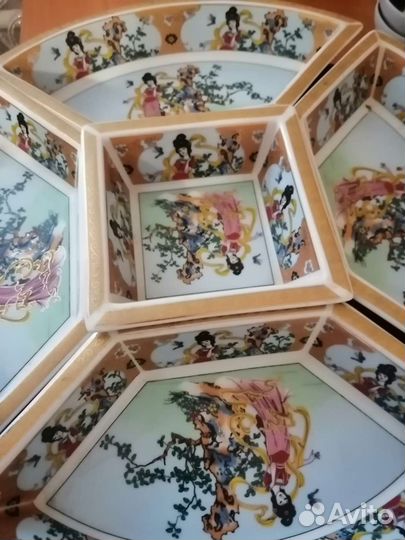 Продам манежницу тарелку