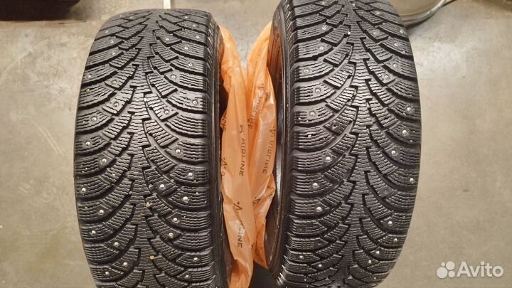 Nordman Nordman 4 215/60 R16 95T